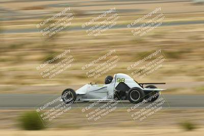 media/Jun-01-2025-CalClub SCCA (Sun) [[eae223c5dd]]/Group 3/Lap race/